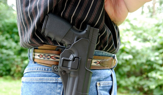 Özel Tasarım Silah Kılıfları ile Tarzınızı Yansıtın