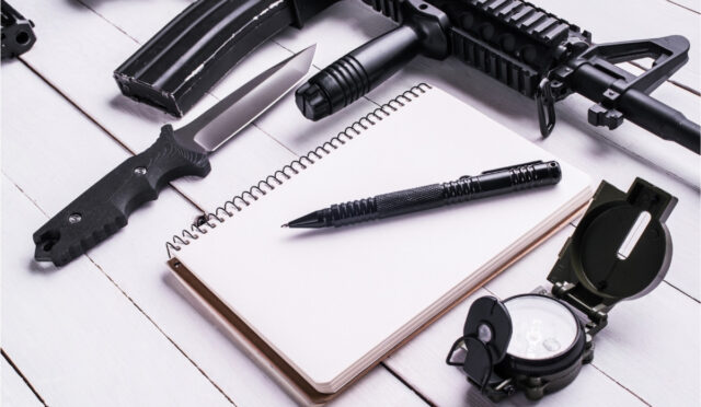 Askeri Taktik Ekipmanlarla Donanmış Olmak İçin İhtiyacınız Olanlar