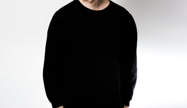 Kış Gecelerinin Vazgeçilmezi: Rahat ve Şık Sweatshirt Modelleri