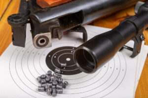 Silah Aksesuarlarıyla Kişiselleştirilmiş Silah Deneyimi