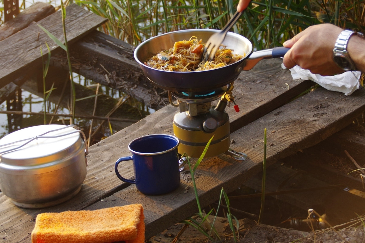 Doğada Lezzetli Kamp Yemeği Tarifleri