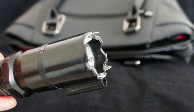 Elektro Şok Cihazı: Tehlikeli Durumlarda Kendinizi Korumanın Güçlü Aracı